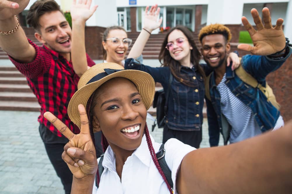 Scholarships abroad students